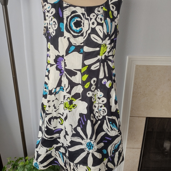 Peter Nygard Summer Spring Floral  Dress size 8 - Picture 2 of 10